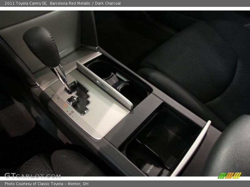 Barcelona Red Metallic / Dark Charcoal 2011 Toyota Camry SE