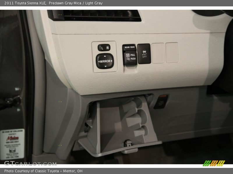 Predawn Gray Mica / Light Gray 2011 Toyota Sienna XLE