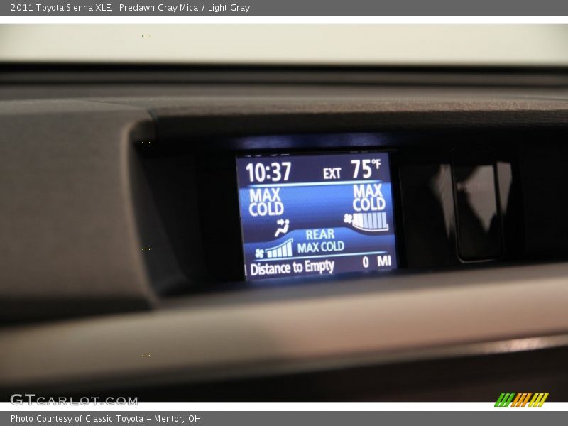 Predawn Gray Mica / Light Gray 2011 Toyota Sienna XLE