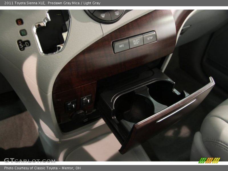 Predawn Gray Mica / Light Gray 2011 Toyota Sienna XLE