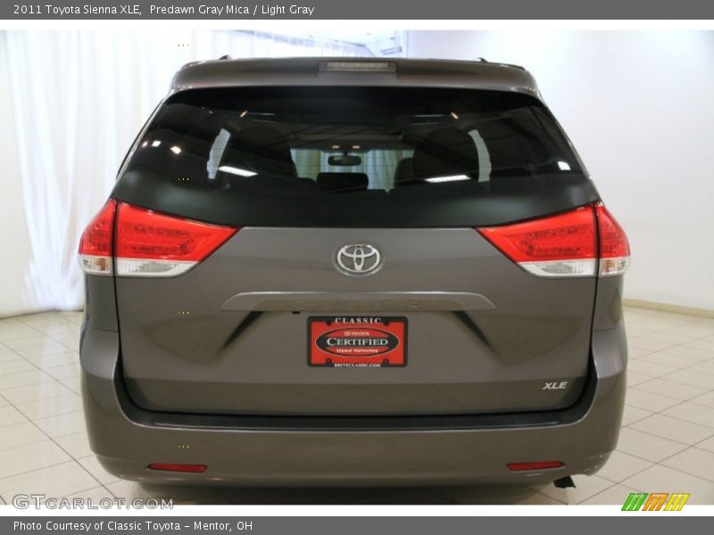 Predawn Gray Mica / Light Gray 2011 Toyota Sienna XLE