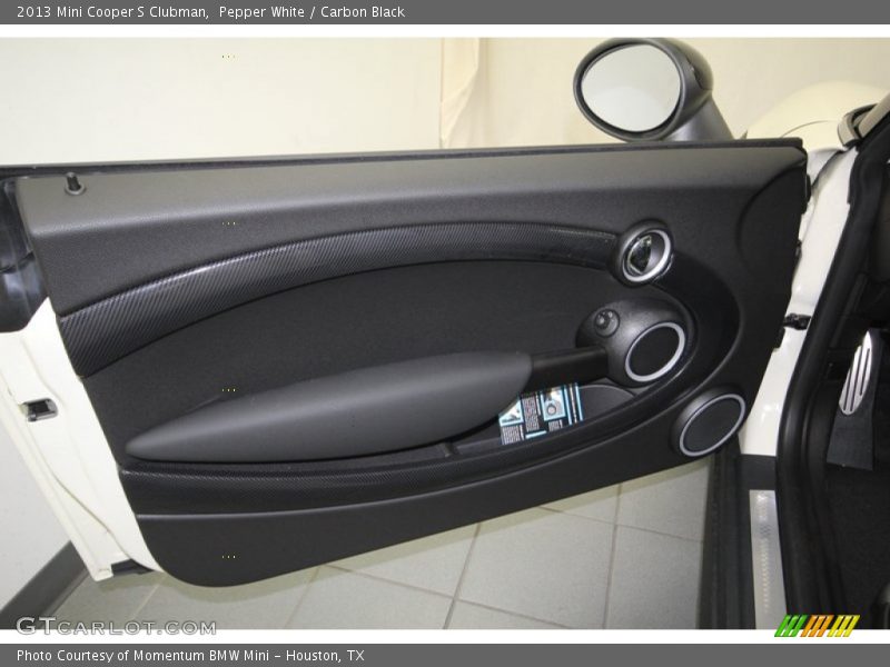 Pepper White / Carbon Black 2013 Mini Cooper S Clubman