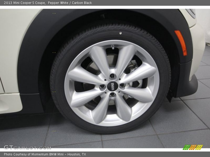 Pepper White / Carbon Black 2013 Mini Cooper S Coupe