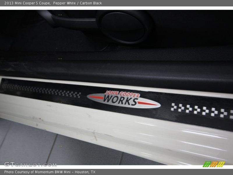 Pepper White / Carbon Black 2013 Mini Cooper S Coupe