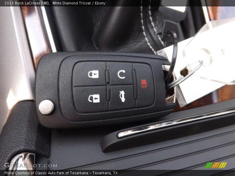 White Diamond Tricoat / Ebony 2013 Buick LaCrosse FWD