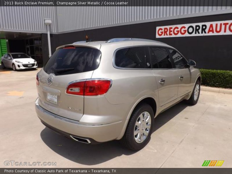 Champagne Silver Metallic / Cocoa Leather 2013 Buick Enclave Premium