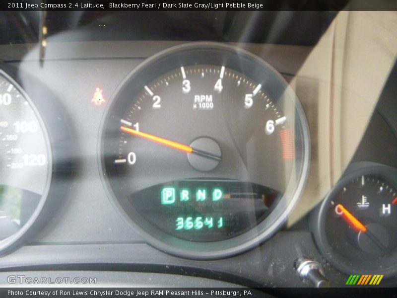 Blackberry Pearl / Dark Slate Gray/Light Pebble Beige 2011 Jeep Compass 2.4 Latitude