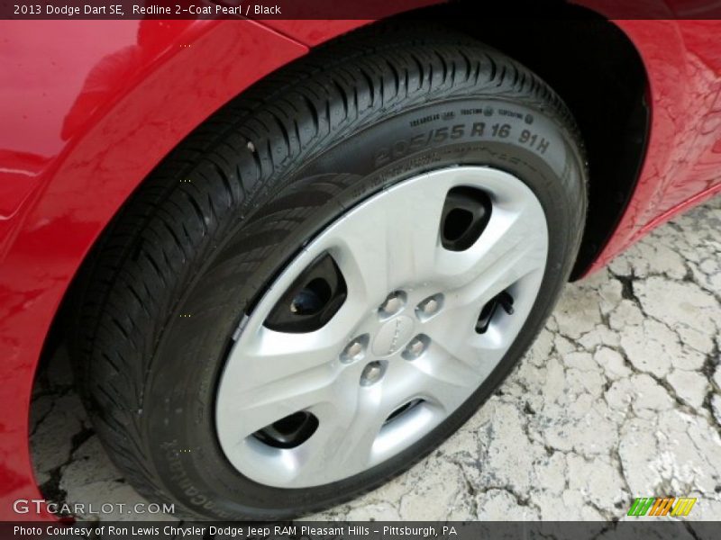 Redline 2-Coat Pearl / Black 2013 Dodge Dart SE