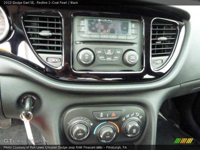 Redline 2-Coat Pearl / Black 2013 Dodge Dart SE