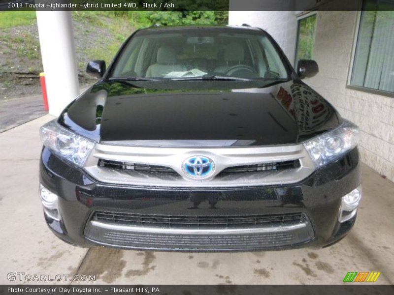 Black / Ash 2013 Toyota Highlander Hybrid Limited 4WD