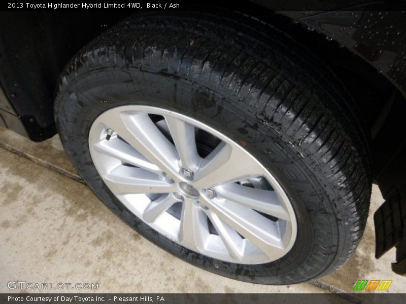 Black / Ash 2013 Toyota Highlander Hybrid Limited 4WD