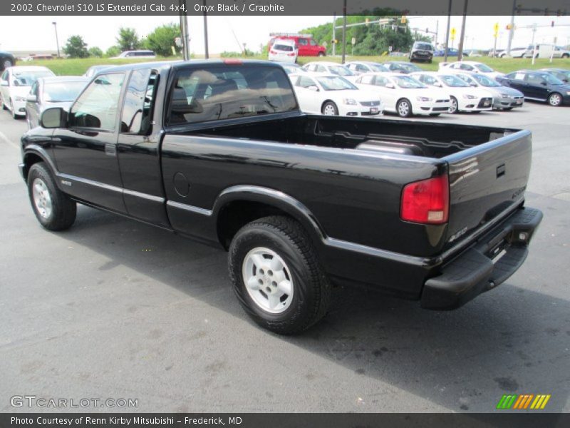  2002 S10 LS Extended Cab 4x4 Onyx Black