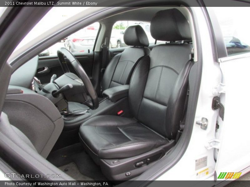 Summit White / Ebony 2011 Chevrolet Malibu LTZ