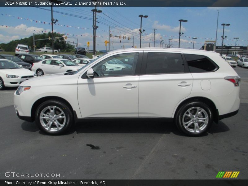  2014 Outlander SE S-AWC Diamond White Pearl