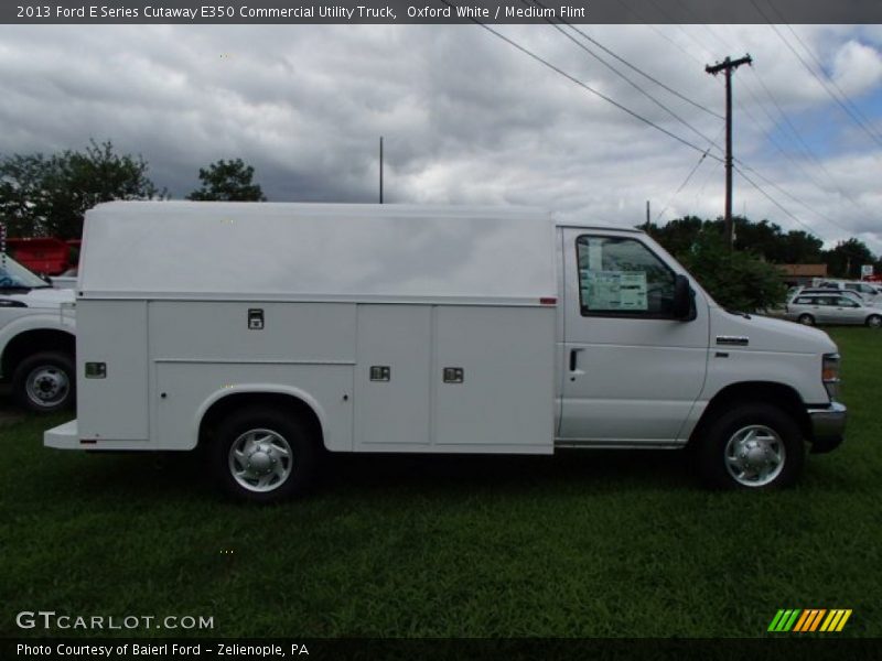 Oxford White / Medium Flint 2013 Ford E Series Cutaway E350 Commercial Utility Truck
