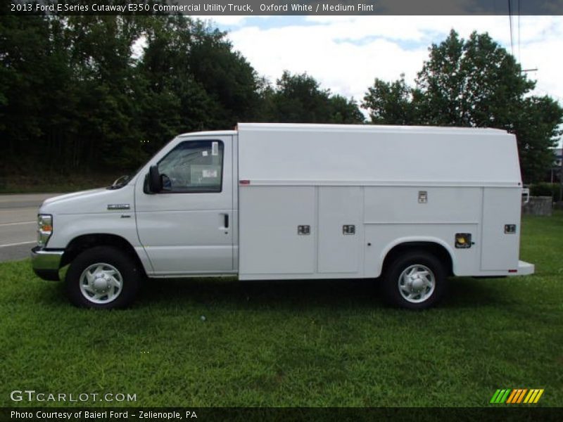 2013 E Series Cutaway E350 Commercial Utility Truck Oxford White