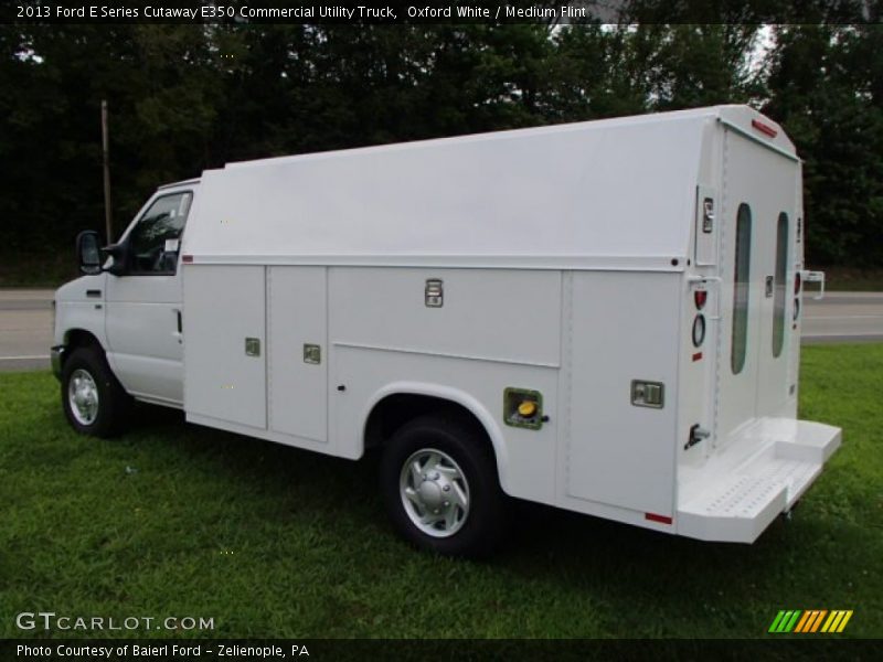  2013 E Series Cutaway E350 Commercial Utility Truck Oxford White