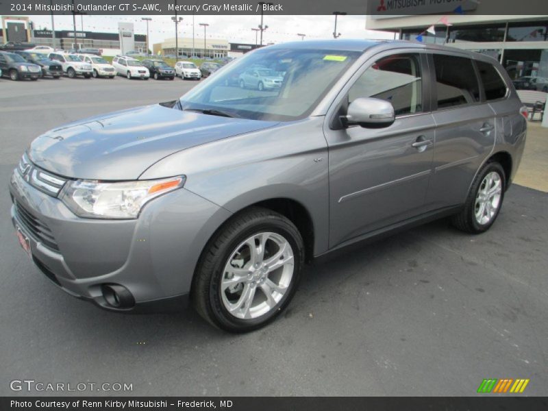 Front 3/4 View of 2014 Outlander GT S-AWC