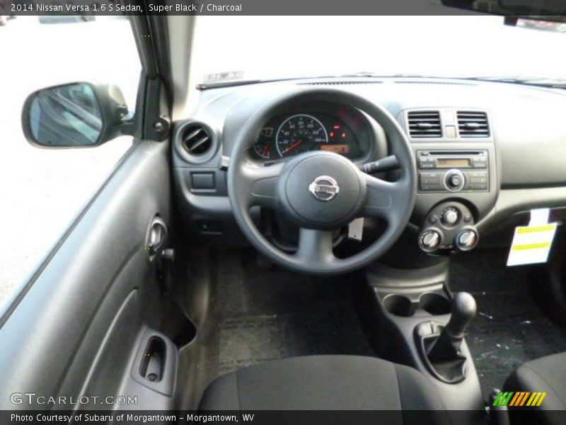Super Black / Charcoal 2014 Nissan Versa 1.6 S Sedan
