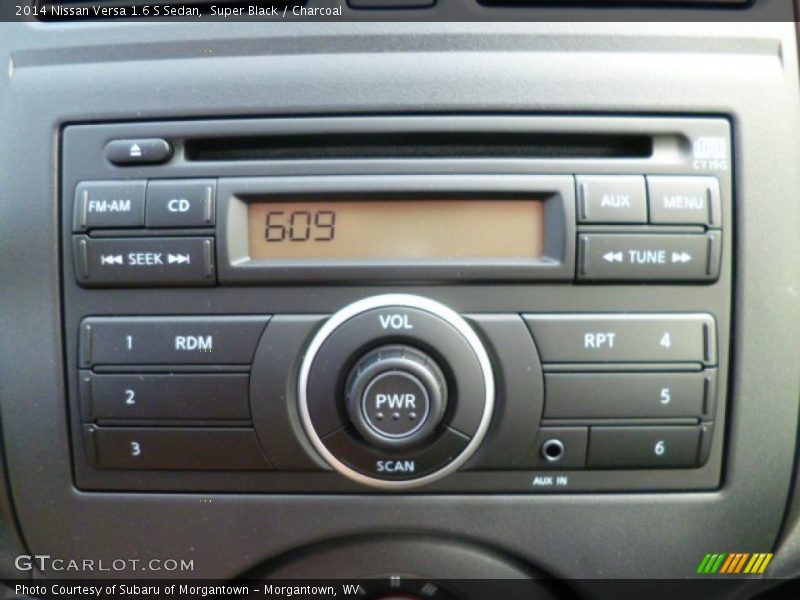 Audio System of 2014 Versa 1.6 S Sedan