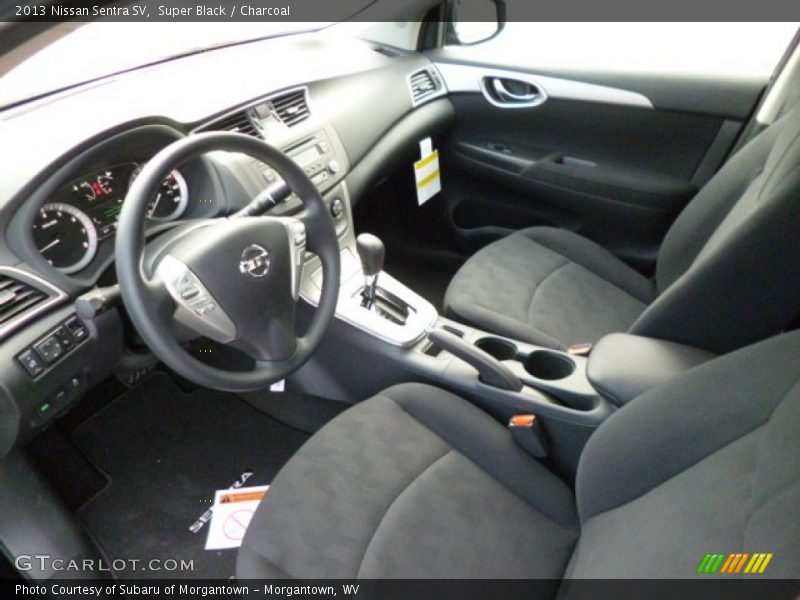 Super Black / Charcoal 2013 Nissan Sentra SV