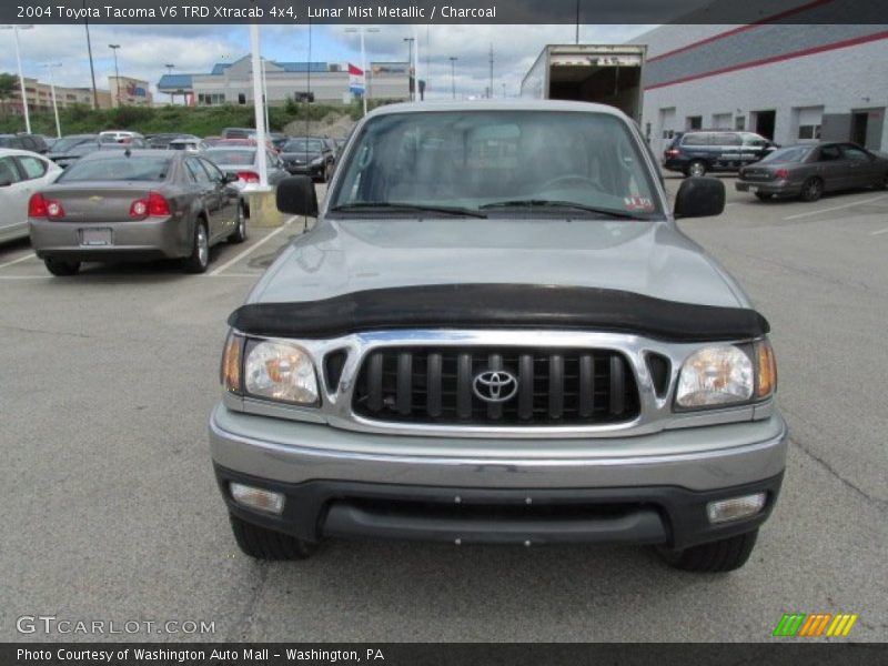 Lunar Mist Metallic / Charcoal 2004 Toyota Tacoma V6 TRD Xtracab 4x4