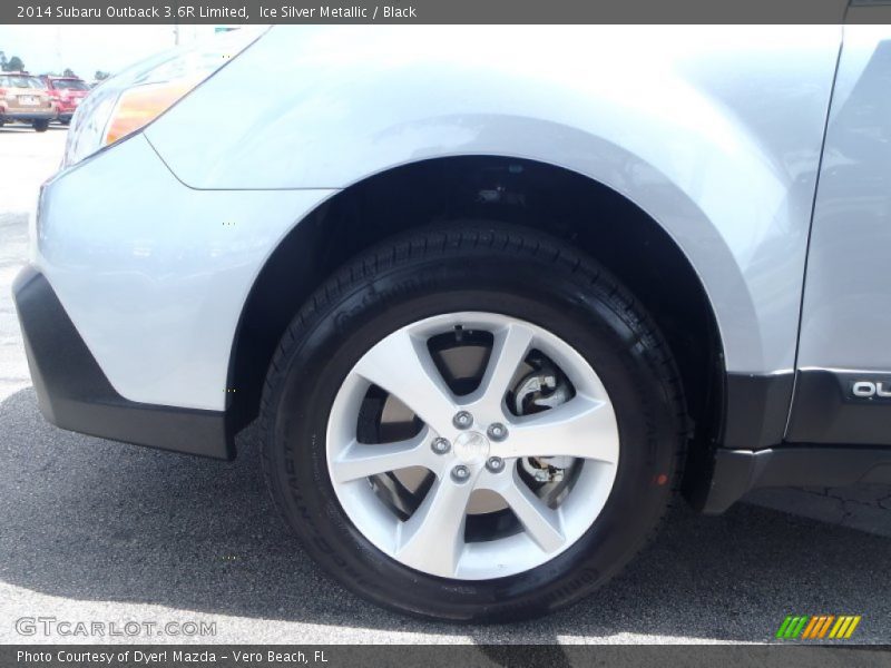 Ice Silver Metallic / Black 2014 Subaru Outback 3.6R Limited