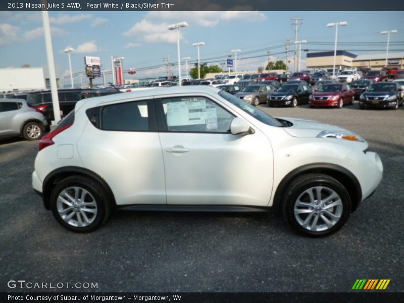 Pearl White / Black/Silver Trim 2013 Nissan Juke S AWD