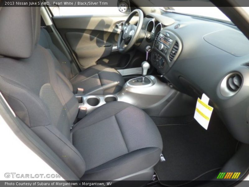 Pearl White / Black/Silver Trim 2013 Nissan Juke S AWD