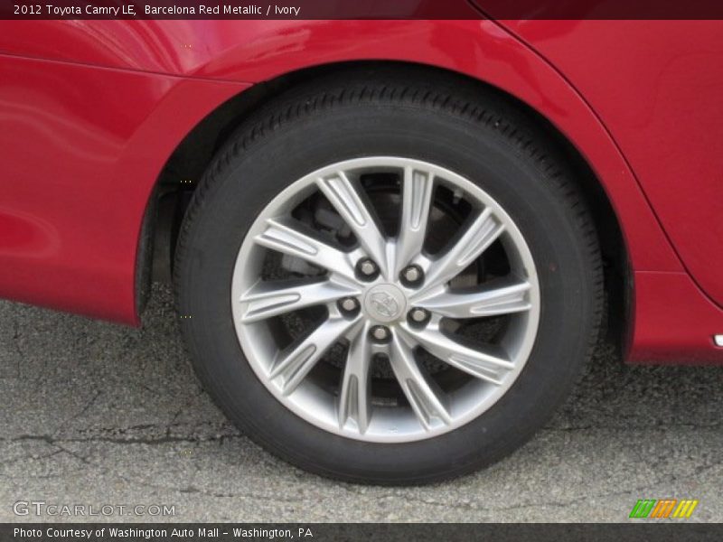 Barcelona Red Metallic / Ivory 2012 Toyota Camry LE