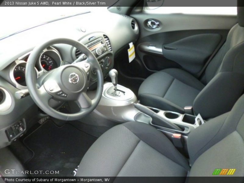 Pearl White / Black/Silver Trim 2013 Nissan Juke S AWD