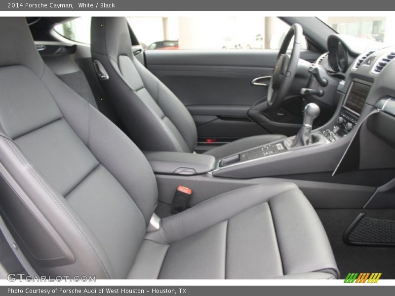 Front Seat of 2014 Cayman 