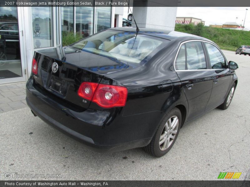 Black / Pure Beige 2007 Volkswagen Jetta Wolfsburg Edition Sedan