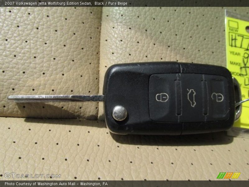 Black / Pure Beige 2007 Volkswagen Jetta Wolfsburg Edition Sedan