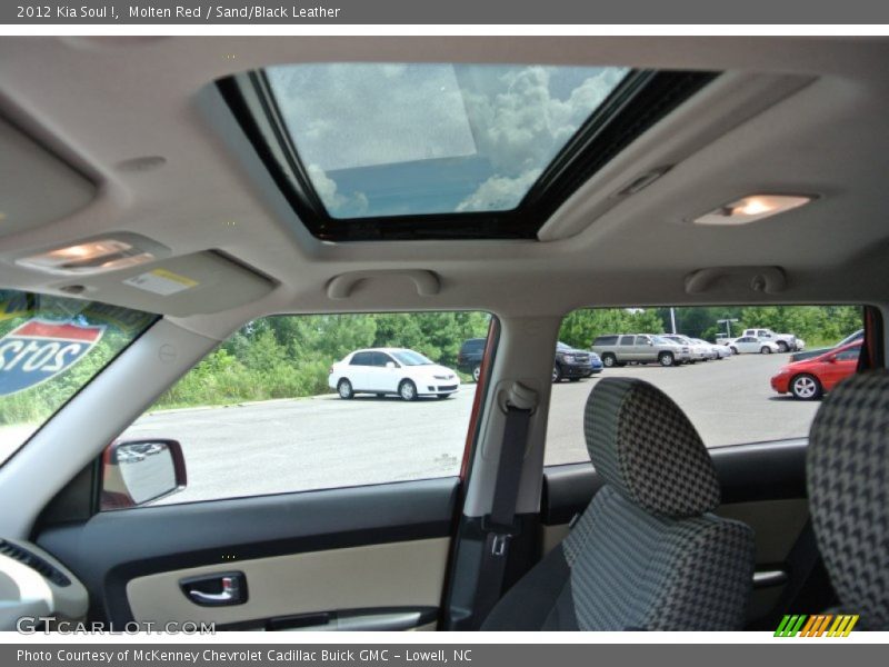 Molten Red / Sand/Black Leather 2012 Kia Soul !