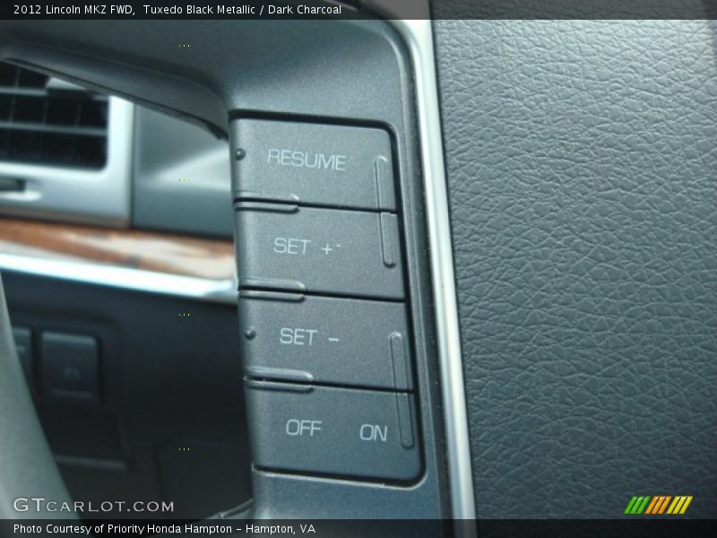 Tuxedo Black Metallic / Dark Charcoal 2012 Lincoln MKZ FWD