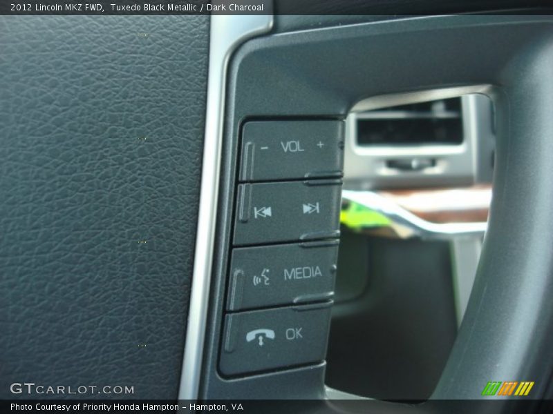 Tuxedo Black Metallic / Dark Charcoal 2012 Lincoln MKZ FWD