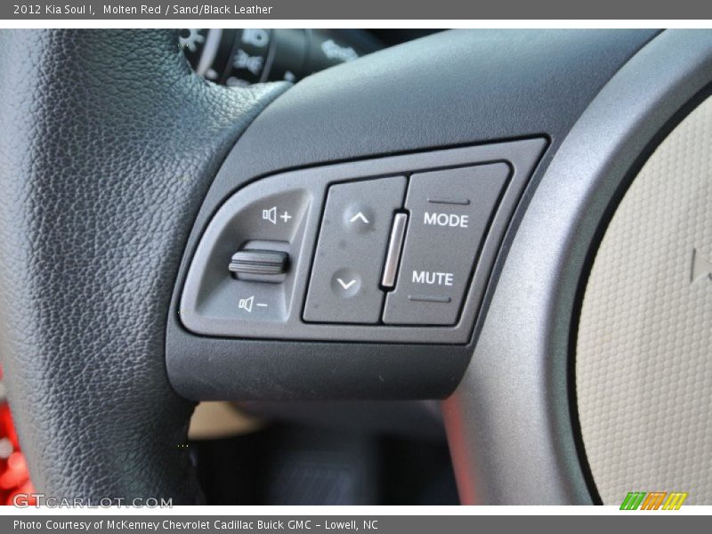 Molten Red / Sand/Black Leather 2012 Kia Soul !