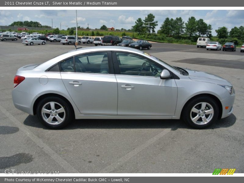 Silver Ice Metallic / Medium Titanium 2011 Chevrolet Cruze LT