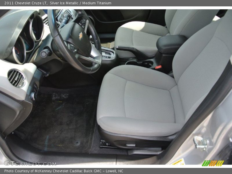 Silver Ice Metallic / Medium Titanium 2011 Chevrolet Cruze LT