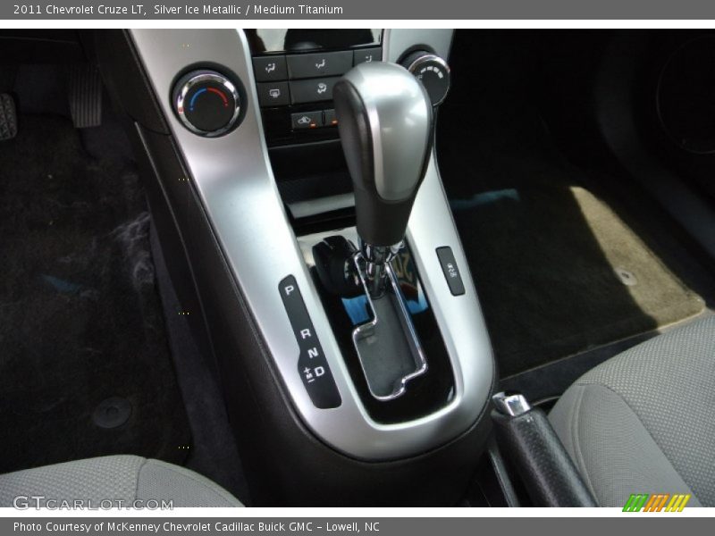 Silver Ice Metallic / Medium Titanium 2011 Chevrolet Cruze LT