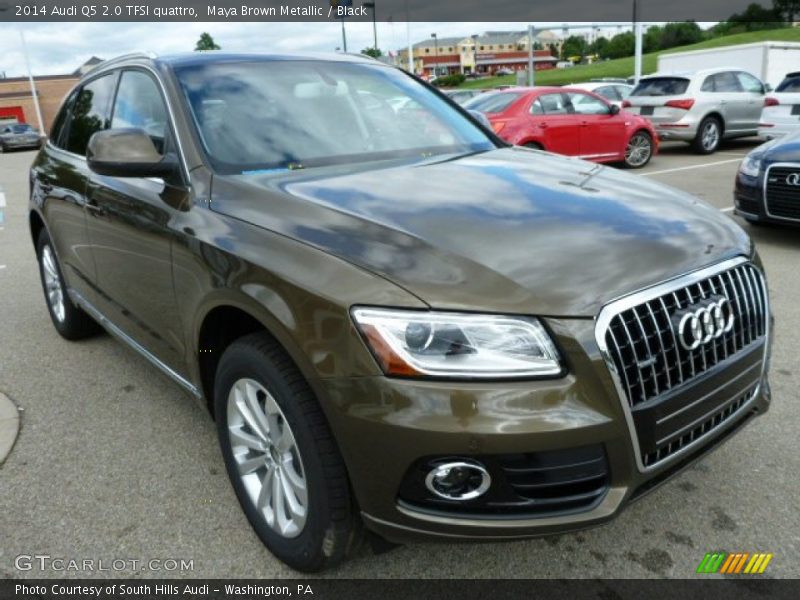 Front 3/4 View of 2014 Q5 2.0 TFSI quattro