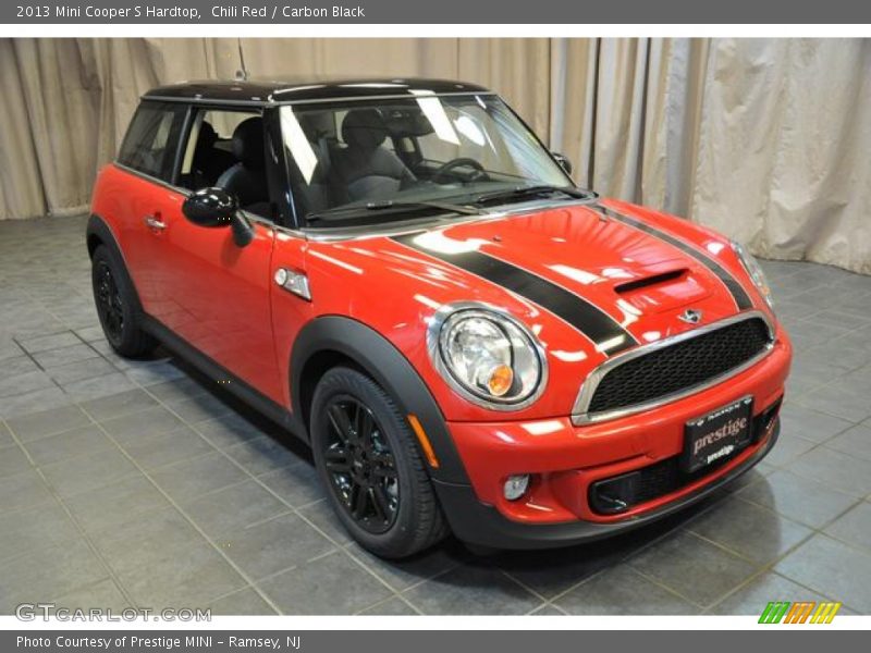 Chili Red / Carbon Black 2013 Mini Cooper S Hardtop