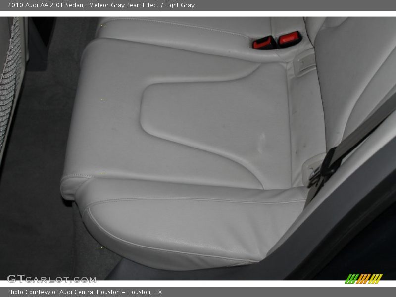 Meteor Gray Pearl Effect / Light Gray 2010 Audi A4 2.0T Sedan