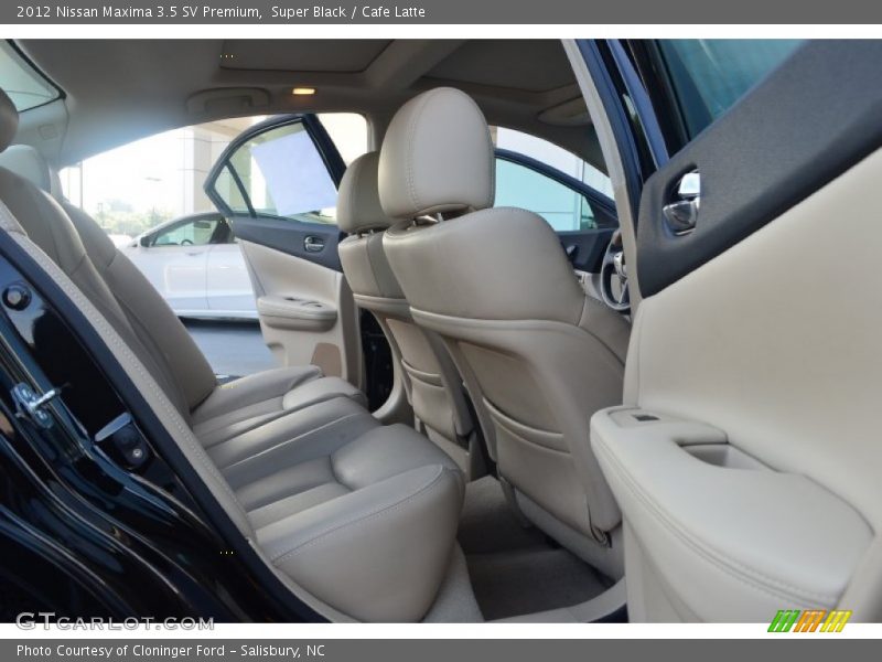 Super Black / Cafe Latte 2012 Nissan Maxima 3.5 SV Premium