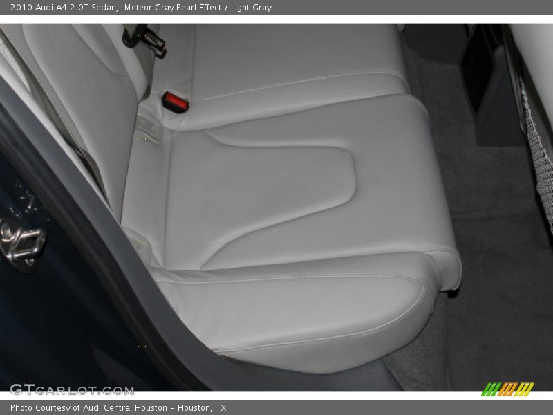 Meteor Gray Pearl Effect / Light Gray 2010 Audi A4 2.0T Sedan