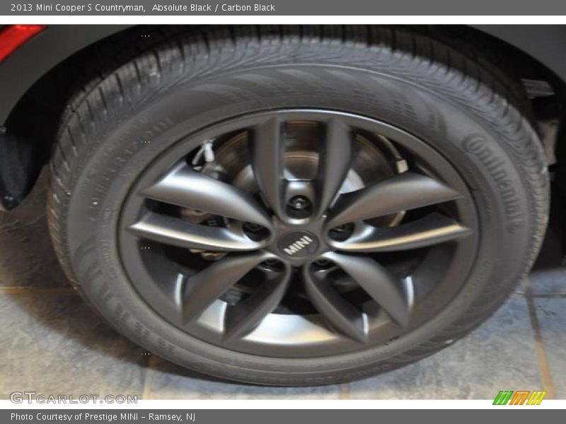 Absolute Black / Carbon Black 2013 Mini Cooper S Countryman