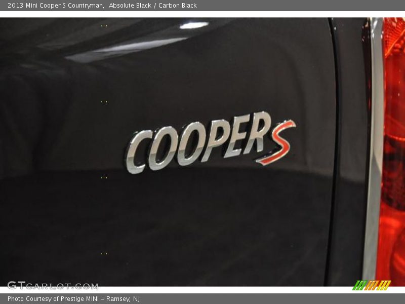 Absolute Black / Carbon Black 2013 Mini Cooper S Countryman