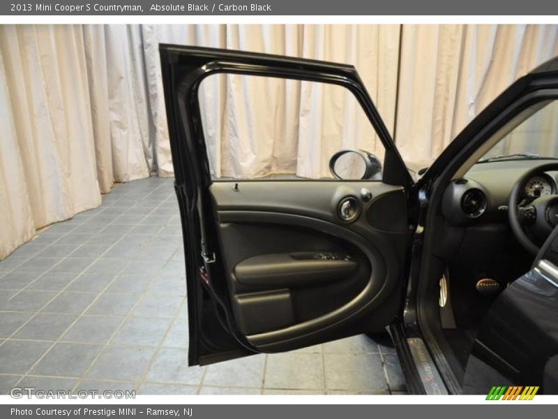 Absolute Black / Carbon Black 2013 Mini Cooper S Countryman