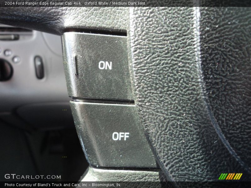Oxford White / Medium Dark Flint 2004 Ford Ranger Edge Regular Cab 4x4